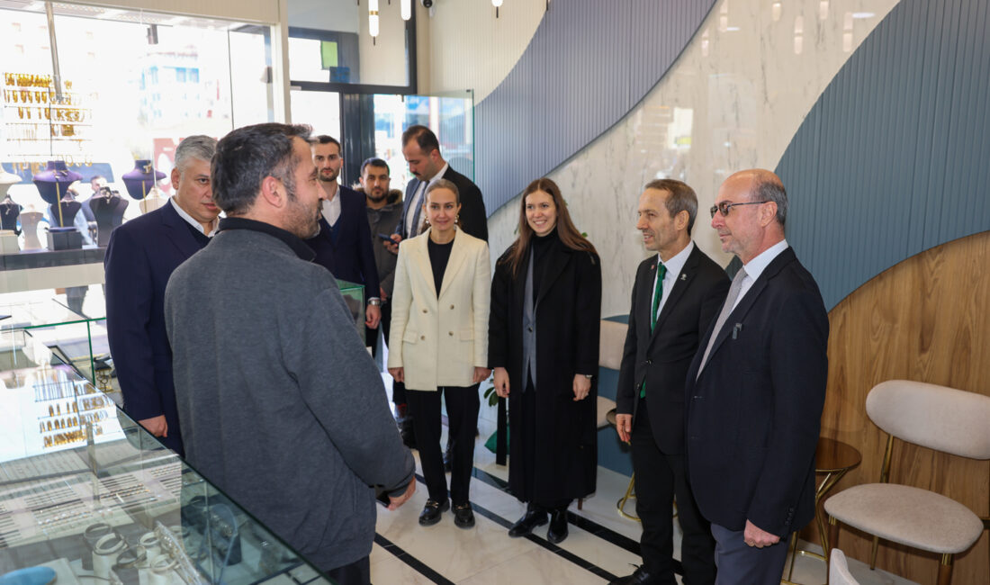 Selçuklu Belediye Başkanı Ahmet Pekyatırmacı, AK Parti MKYK Üyesi ve