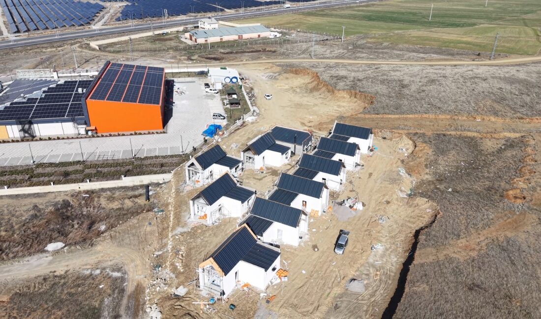 Seydişehir Belediye Başkan Hasan Ustaoğlu, Seydikoop Kadın Üreticileri Tarımsal
Kalkınma Kooperatifi