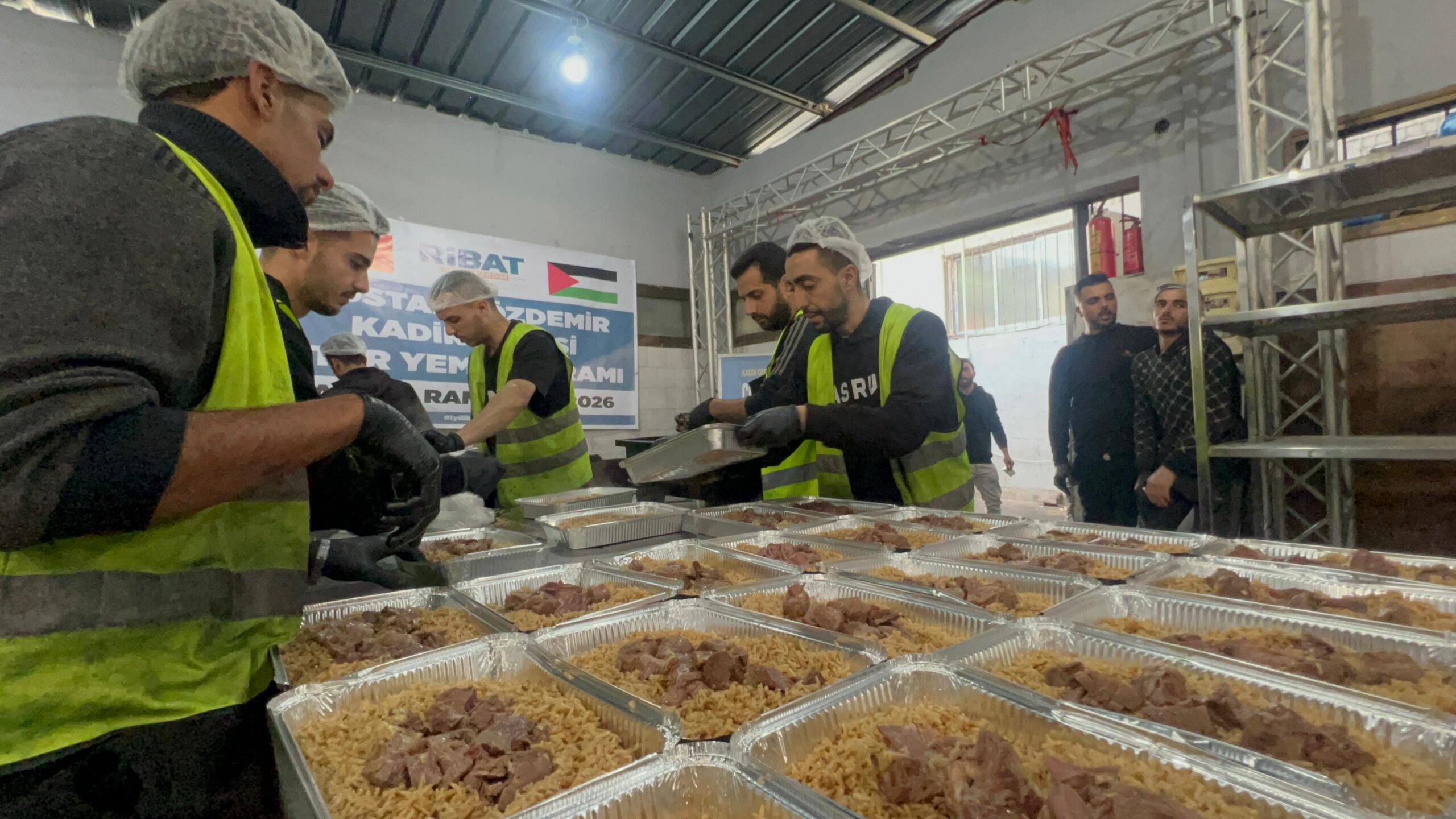 Ribat İnsani Yardım Derneği, Ramazan ayı kapsamında yürüttüğü insani yardım